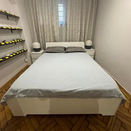 Comfort Corner - Center Apartman Bukarest